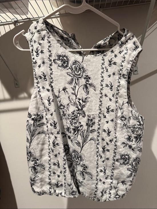 Tops - Sleeveless White Floral Print Cotton Top (reversible)